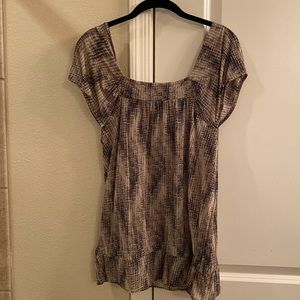 Women’s top from The Limited. L